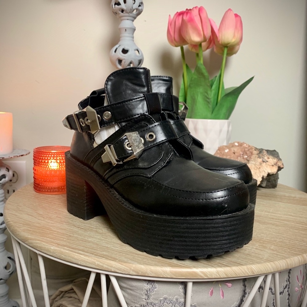 Black boots